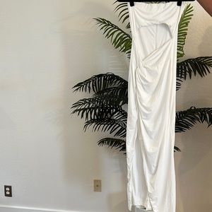 Babyboo cut out dress. High split. Perfect for a night out.